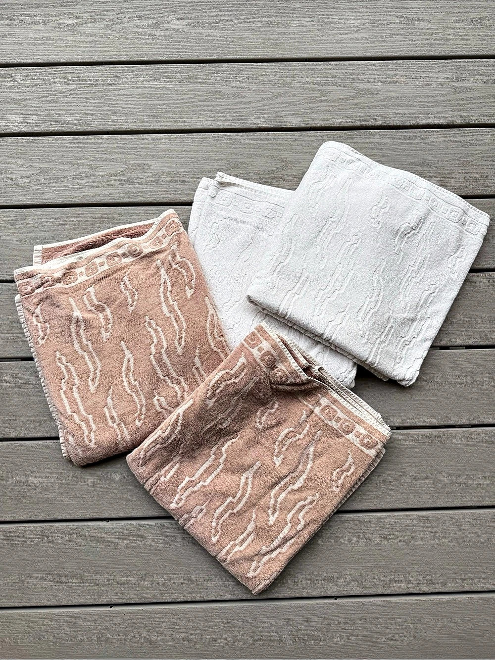 Anthropologie Set of 4 Cotton Bath Towels 30x54 Portugal